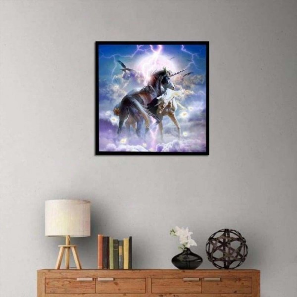 Verliefde eenhoorns in de wolken